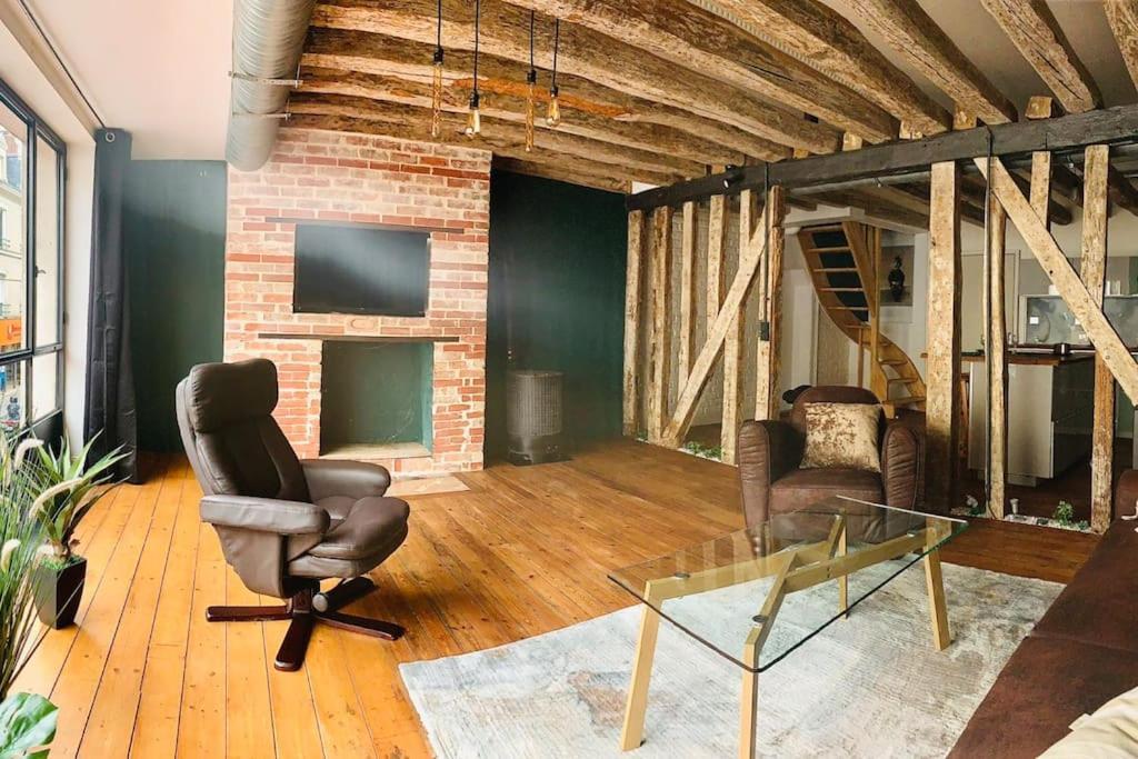 Grand Appartement Charme Ancien Et Confort Le Mans Zewnętrze zdjęcie